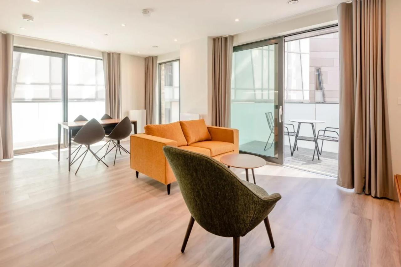 Modern Apartments In Brentford 2 Minutes Walk From Kew Bridge Extérieur photo